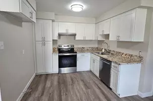2225 Arliss Way, Sacramento, CA 95822 - Photo 3