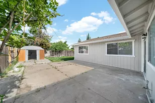 8529 Birch Hollow Way, Sacramento, CA 95828 - Photo 39