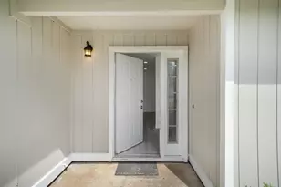 8529 Birch Hollow Way, Sacramento, CA 95828 - Photo 7
