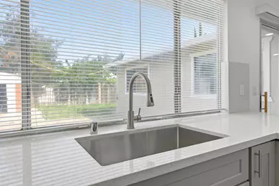 8529 Birch Hollow Way, Sacramento, CA 95828 - Photo 15