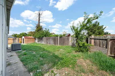 8529 Birch Hollow Way, Sacramento, CA 95828 - Photo 43