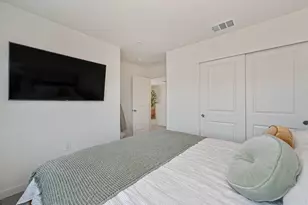 2233 Shady Tree Cir, Roseville, CA 95747 - Photo 31