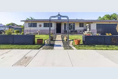1843 W 8th Street, Merced, CA 95341 - Photo 3