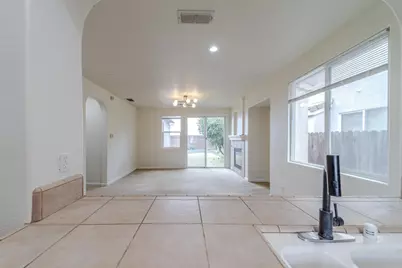 1807 Zurlo Way, Sacramento, CA 95835 - Photo 7