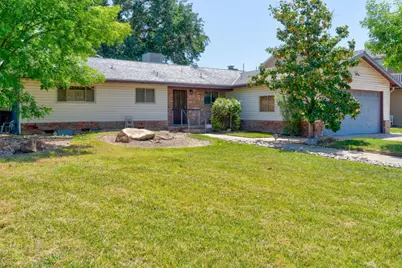 1041 Golden Gate Avenue, Dos Palos, CA 93620 - Photo 1