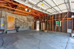 1041 Golden Gate Ave, Dos Palos, CA 93620 - Photo 19