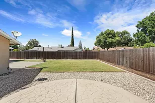 2100 Preston Ln, Modesto, CA 95355 - Photo 31