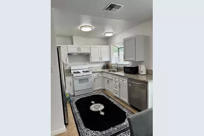 6824 Lumry Street, North Highlands, CA 95660 - Photo 5