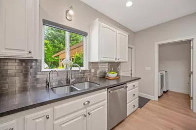 11604 Sherwood Way, Auburn, CA 95602 - Photo 13