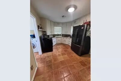 330 Rowland Avenue, Modesto, CA 95354 - Photo 9