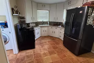 330 Rowland Ave, Modesto, CA 95354 - Photo 9