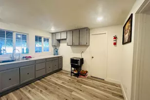 2038 Tulsa St, Modesto, CA 95358 - Photo 9