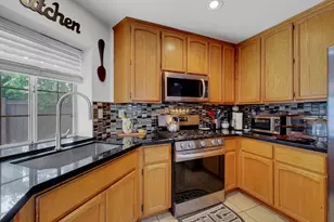 1404 Tradewind Dr, Yuba City, CA 95991 - Photo 13