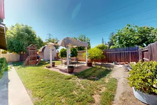 2329 Northridge Dr, Modesto, CA 95350 - Photo 19