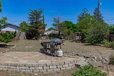 12113 Griffin Way, Auburn, CA 95602 - Photo 15