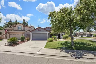 2109 Blue Jay Way, Lodi, CA 95240 - Photo 1
