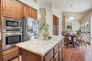 11936 Old Eureka Way, Gold River, CA 95670 - Photo 17