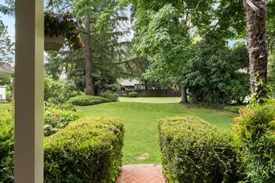 513 Blackwood Street, Sacramento, CA 95815 - Photo 5