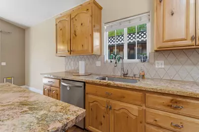 520 W 9th Street, Tracy, CA 95376 - Photo 7