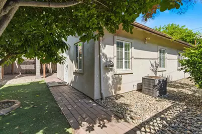 520 W 9th Street, Tracy, CA 95376 - Photo 23