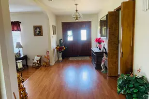 60 Jonquil Ln, Hollister, CA 95322 - Photo 5