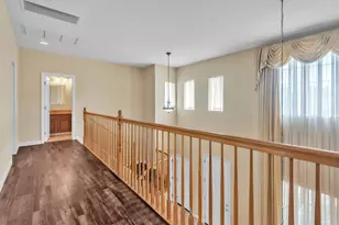 10085 Castle Oaks Ct, Sacramento, CA 95829 - Photo 31