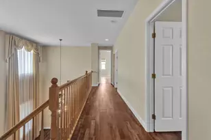 10085 Castle Oaks Ct, Sacramento, CA 95829 - Photo 19