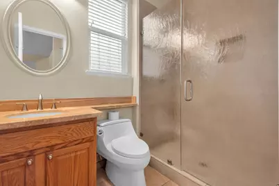 10085 Castle Oaks Court, Sacramento, CA 95829 - Photo 15