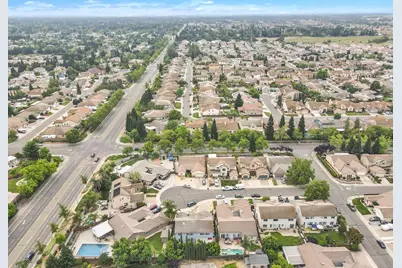 10085 Castle Oaks Court, Sacramento, CA 95829 - Photo 47