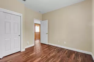 10085 Castle Oaks Ct, Sacramento, CA 95829 - Photo 19