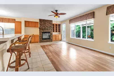 10085 Castle Oaks Court, Sacramento, CA 95829 - Photo 7