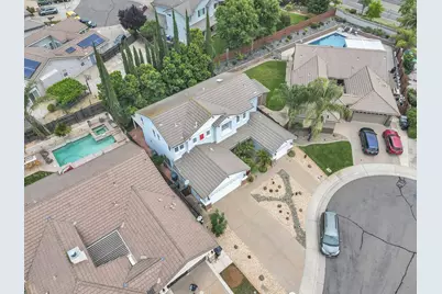 10085 Castle Oaks Court, Sacramento, CA 95829 - Photo 39