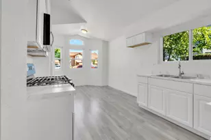 7673 Bluebrook Way, Sacramento, CA 95823 - Photo 13