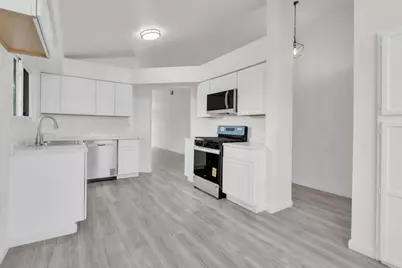 7673 Bluebrook Way, Sacramento, CA 95823 - Photo 11