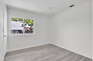 7673 Bluebrook Way, Sacramento, CA 95823 - Photo 29
