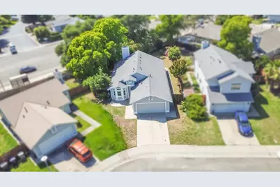 7673 Bluebrook Way, Sacramento, CA 95823 - Photo 5