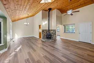 18509 Fair Oaks Dr, Penn Valley, CA 95946 - Photo 7