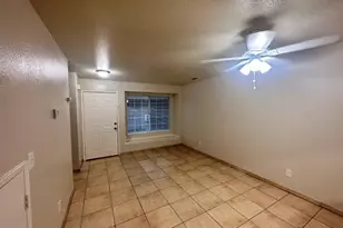 4781 N Polk Ave, Fresno, CA 93722 - Photo 15