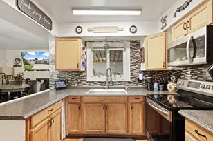 310 Berrendo Ln, Stockton, CA 95207 - Photo 13