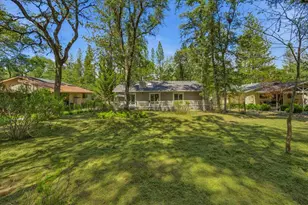 19555 Chaparral Cir, Penn Valley, CA 95946 - Photo 35