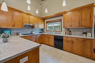 19555 Chaparral Cir, Penn Valley, CA 95946 - Photo 11