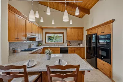 19555 Chaparral Circle, Penn Valley, CA 95946 - Photo 17