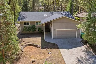 19555 Chaparral Cir, Penn Valley, CA 95946 - Photo 3