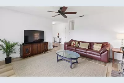 9021 Thilow Drive, Sacramento, CA 95826 - Photo 9