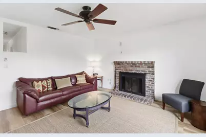 9021 Thilow Drive, Sacramento, CA 95826 - Photo 7