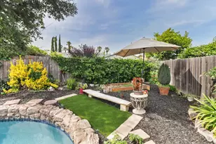 9021 Thilow Dr, Sacramento, CA 95826 - Photo 37