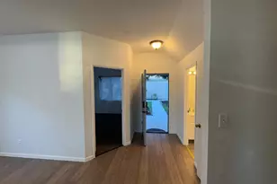 9193 E Laguna Way, Elk Grove, CA 95758 - Photo 41