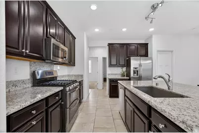 9315 Wild Lilac Circle, Sacramento, CA 95829 - Photo 9