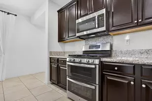 9315 Wild Lilac Cir, Sacramento, CA 95829 - Photo 13