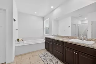 9315 Wild Lilac Cir, Sacramento, CA 95829 - Photo 27